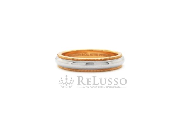 Anello Tiffany Milgrain collezione Tiffany Together™ in oro rosa e platino. 4mm. foto10